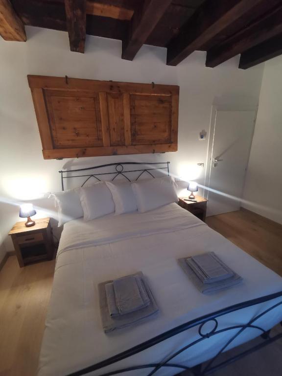 Posteľ alebo postele v izbe v ubytovaní Casa BORRIERO Farmhouse Charme B&B