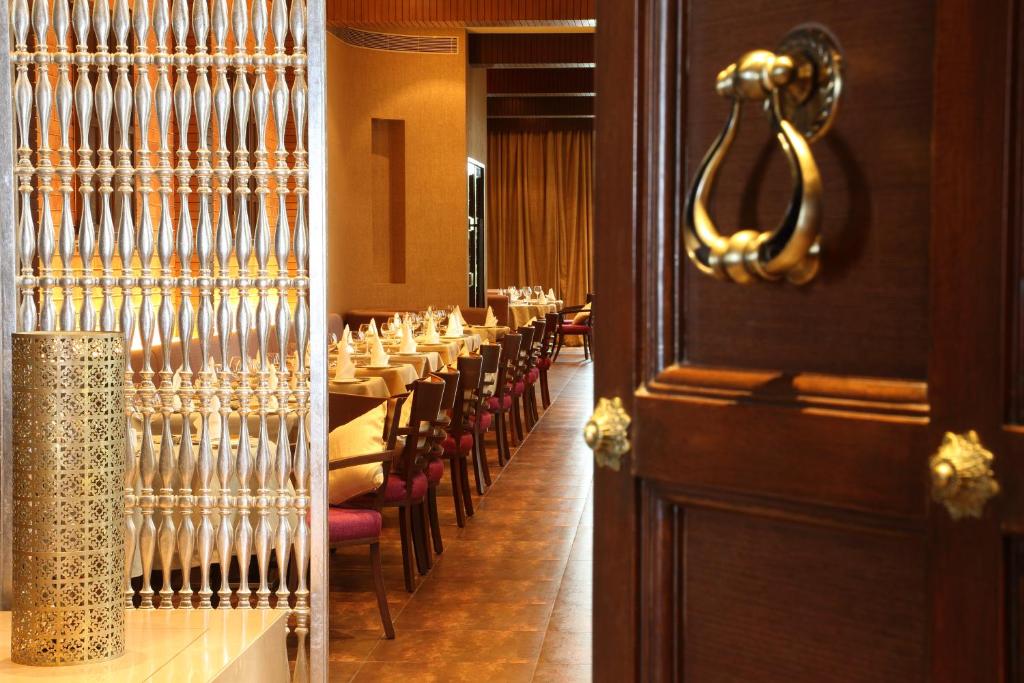Fotografie z fotogalerie ubytování Fortune Select SG Highway, Ahmedabad - Member ITC Hotels' Group v destinaci Ahmadábád