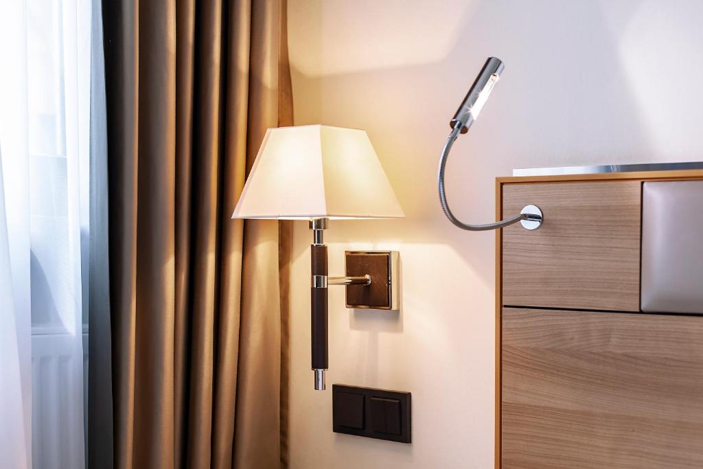 Hotel am Jakobsmarkt - Resim 36