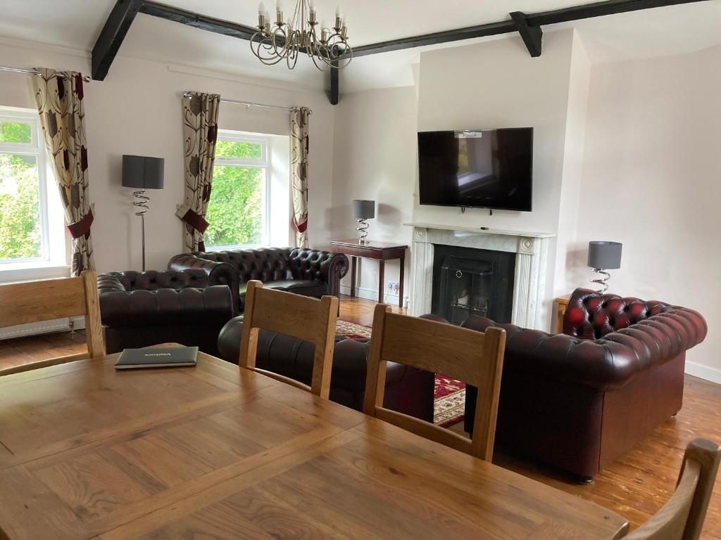 Tallentire Hall - Holiday Home