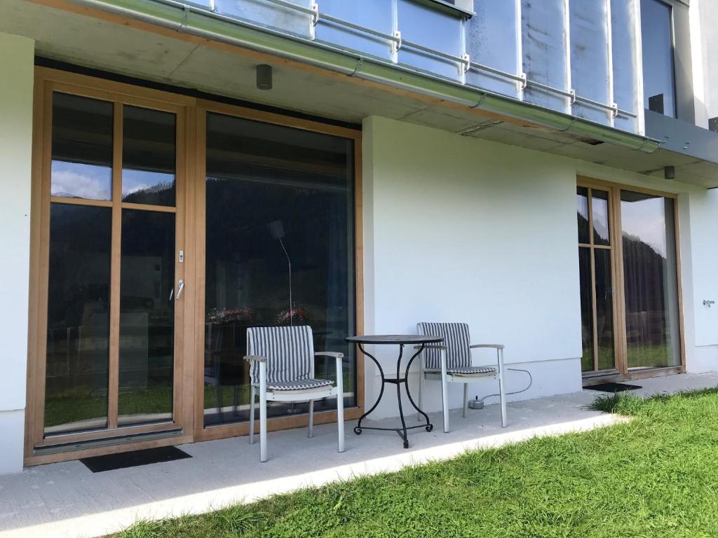 Zgradba, v kateri se nahaja apartma