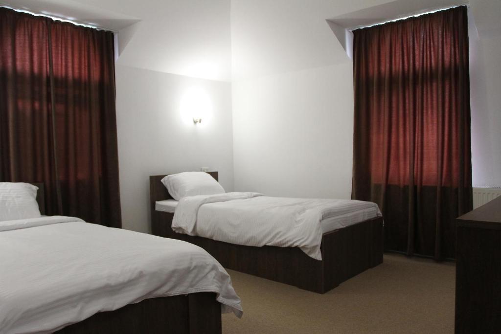 Hotel Andalus - 