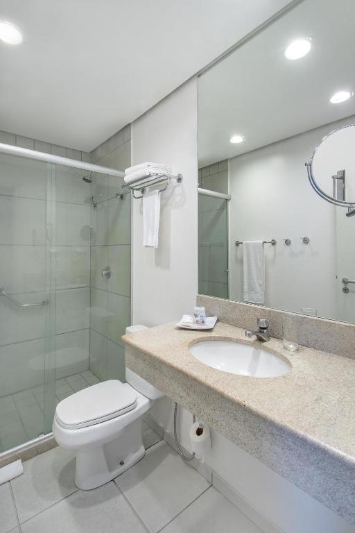 Un baño de Millenium Hotel Flat
