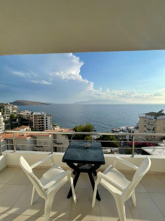 Sunrise house - Image 1