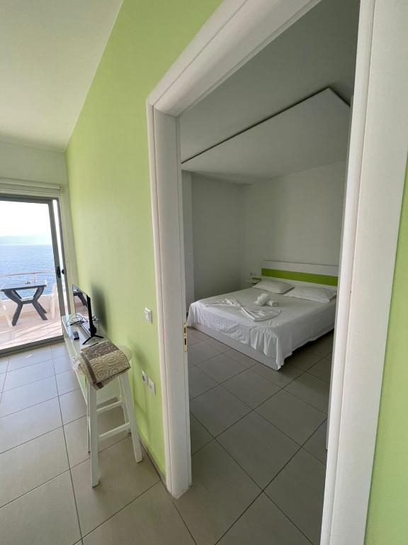 Sunrise house - Image 7