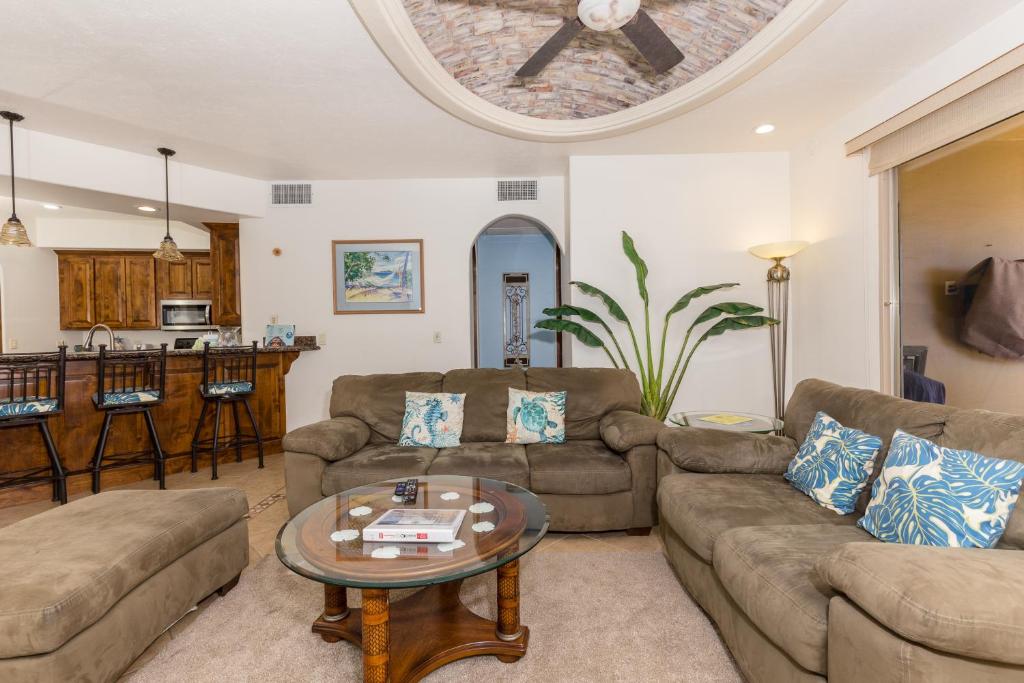 Bella Sirena Luxury Condo 205-B photo