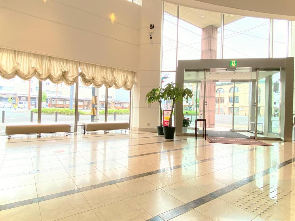 Vstupní hala nebo recepce v ubytování Saijo Urban Hotel