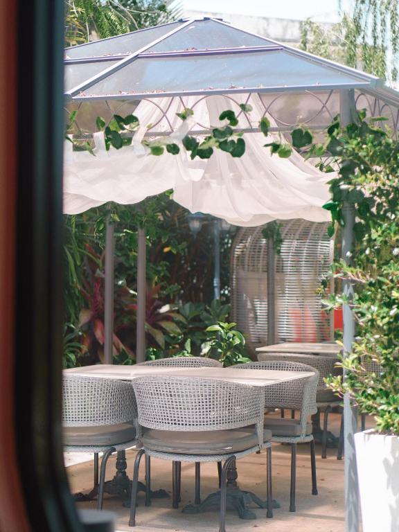 Zahrada ubytování Ang Pao Hotel Phuket