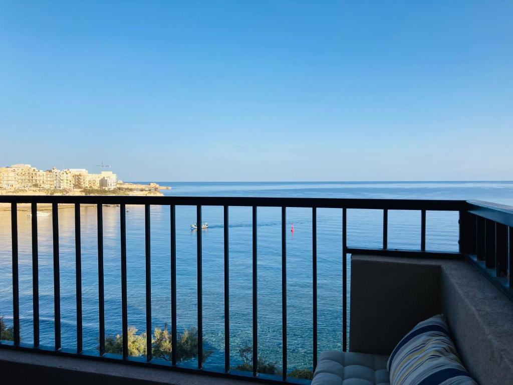 View of 7 Best Futons for Scandinavian Style - Journeyman HQ