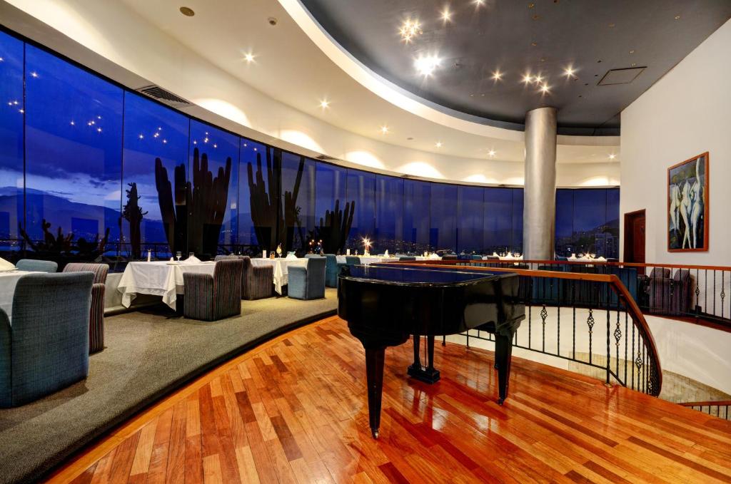 Restoran atau tempat lain untuk makan di Hotel Dann Carlton Medellín