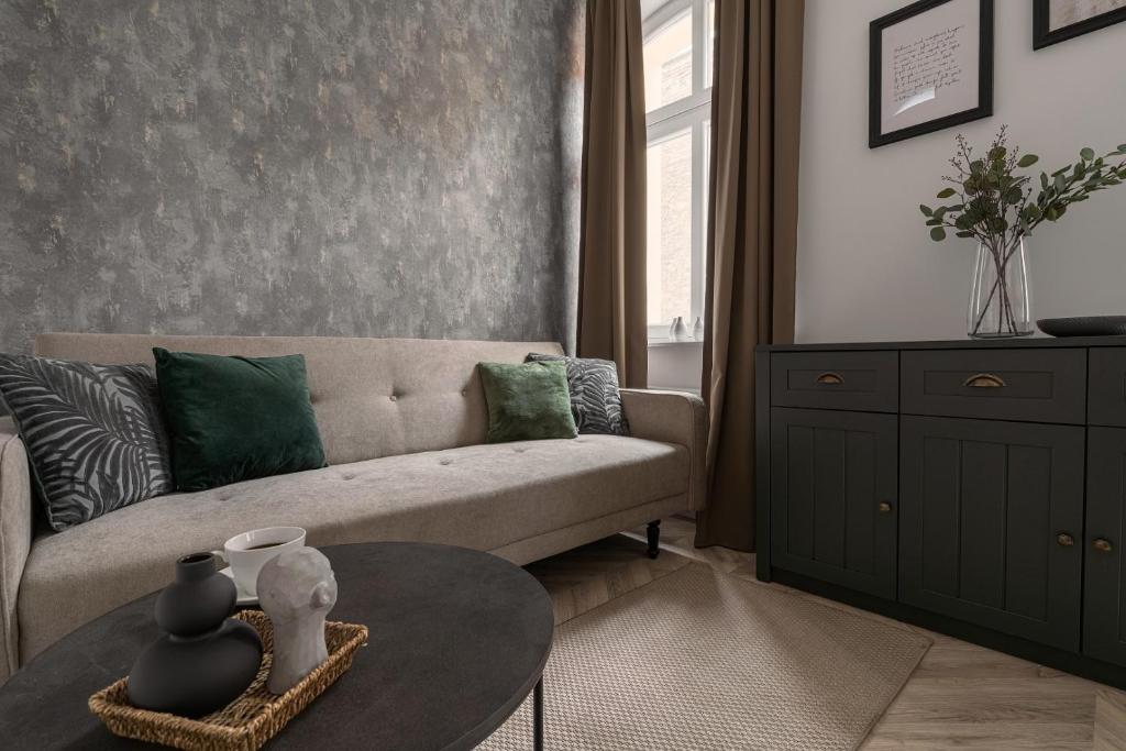 HARBOR APARTMENTS - Sobieskiego - One-Bedroom Apartment