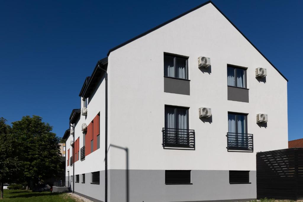 Budova, kde se apartmán nachází