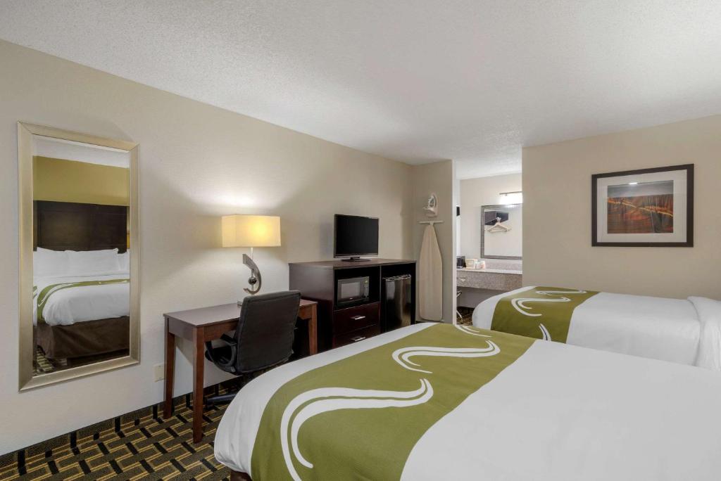 Quality Inn Acworth North - Double Room With Two Double Beds - Smoking