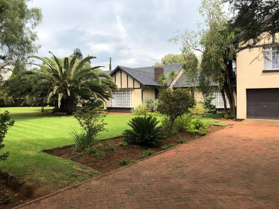 1 Bedroom Apartment Three Rivers, Vereeniging (updated prices 2024)