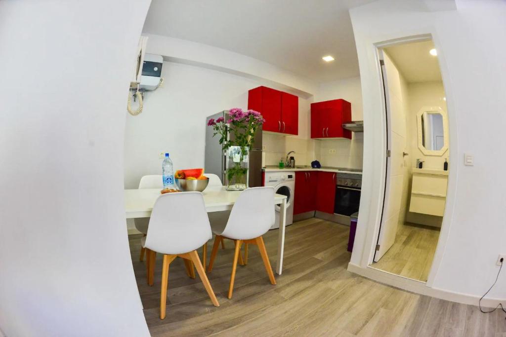 Kuchyň nebo kuchyňský kout v ubytování Apartamento Lena
