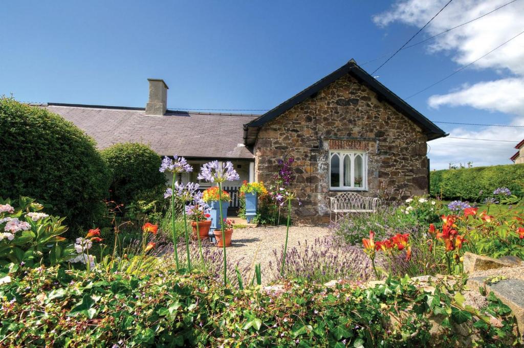 Swallow Cottage, Llandwrog Updated 2023 Prices
