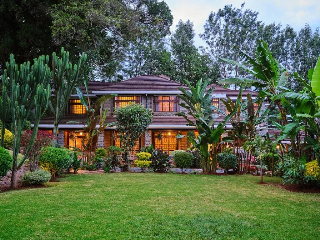 unique places to stay in kenya