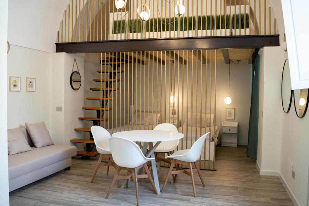 A seating area at Blanco - MAGNIFICENT B&B Altamura
