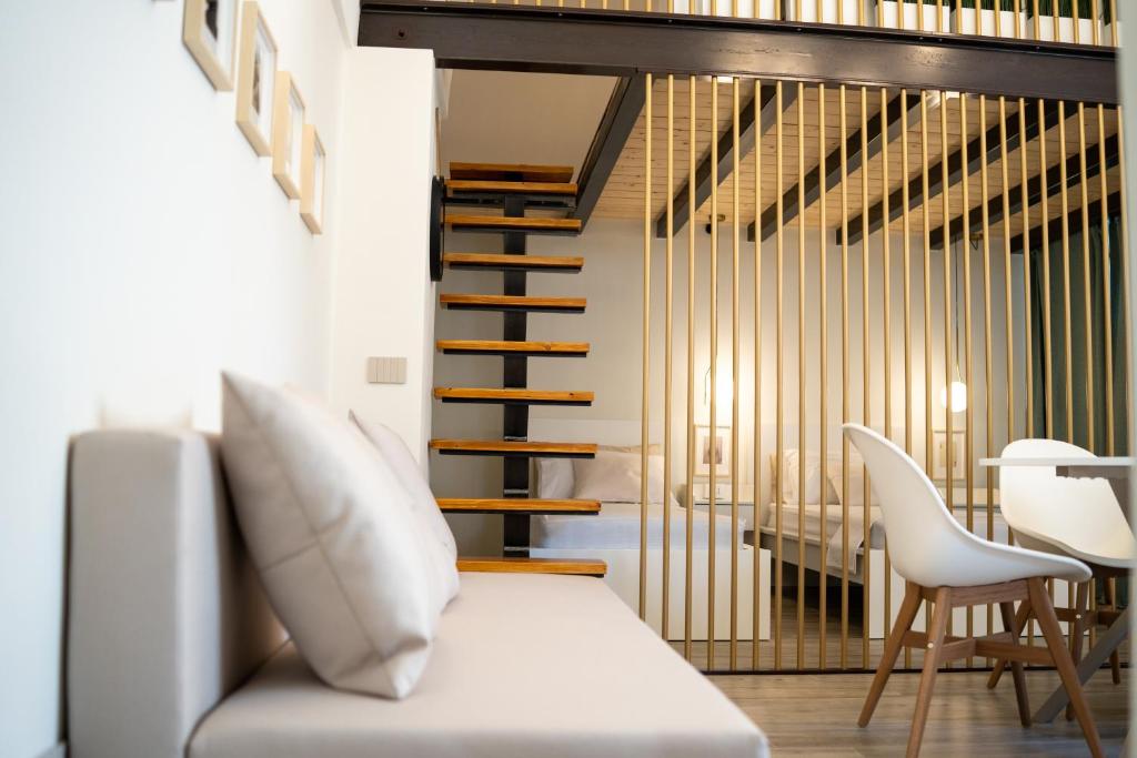 A seating area at Blanco - MAGNIFICENT B&B Altamura
