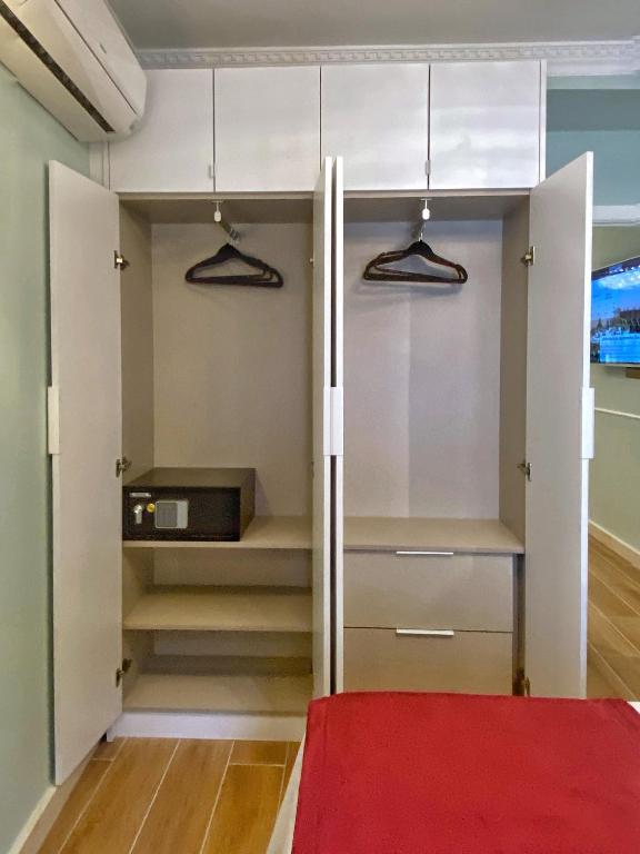 Postel nebo postele na pokoji v ubytování SUITES SAN ESTEBAN 16 Principe