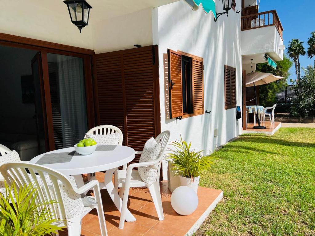 Zahrada ubytování Apartamentos Los Balandros by SunHousesCanarias