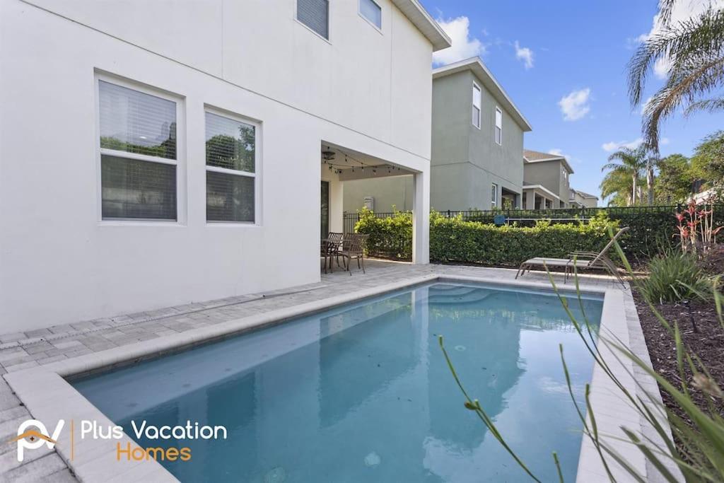 Kolam renang di atau di dekat 360-Family Home by Disney with Private POOL