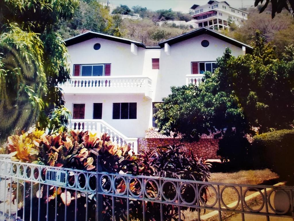 Allen Guest House, Kingston, Jamaica