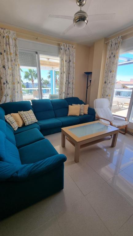 Posedenie v ubytovaní Ático en Costa Ballena con Barbacoa, Aire Acondicionado y WIFI