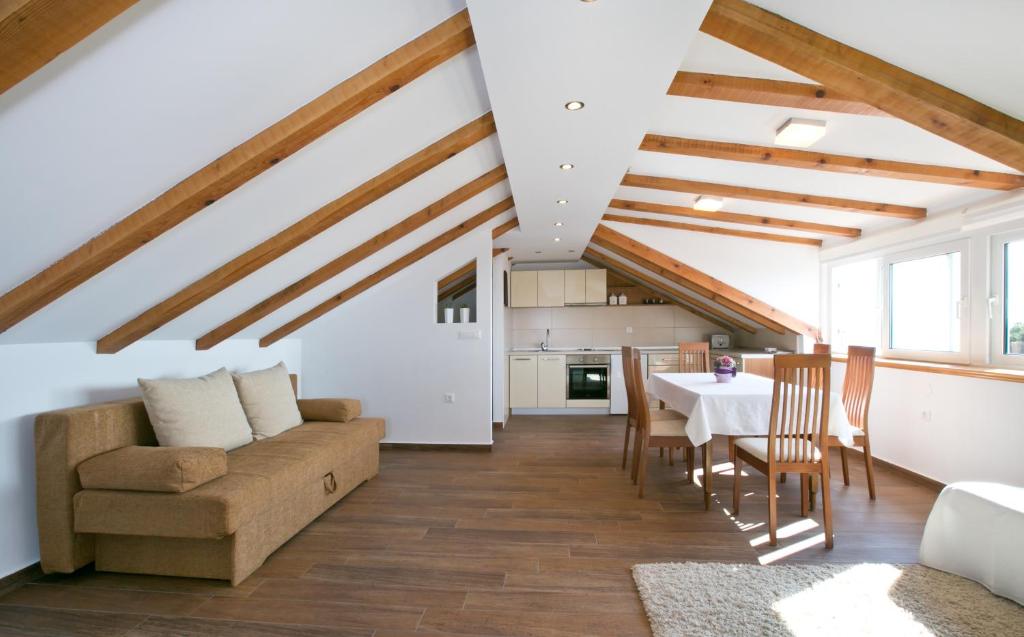 Kuchyň nebo kuchyňský kout v ubytování Villa Bona Dubrovnik
