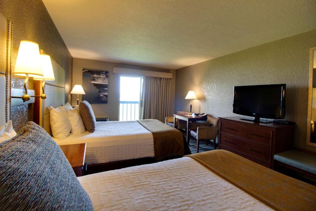 Best Western Harbour Pointe Lakefront - Deux Lits Doubles Avec Balcon