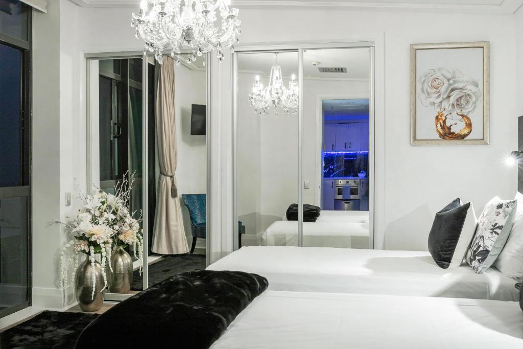 The Prestigious Penthouse - Resim 13