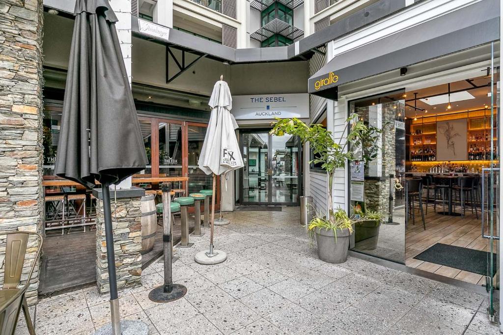 The Prestigious Penthouse - Resim 14