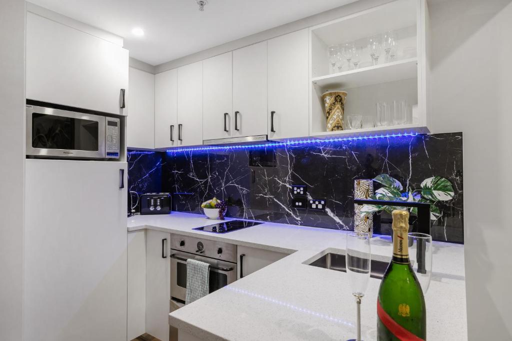 The Prestigious Penthouse - Resim 3