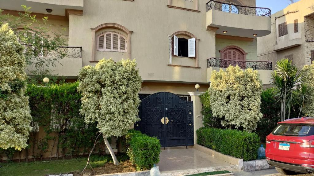 New Cairo luxurious Apartment near Malls and Restaurants