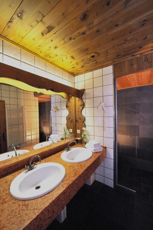 Alp Art Hotel Götzens - Resim 45