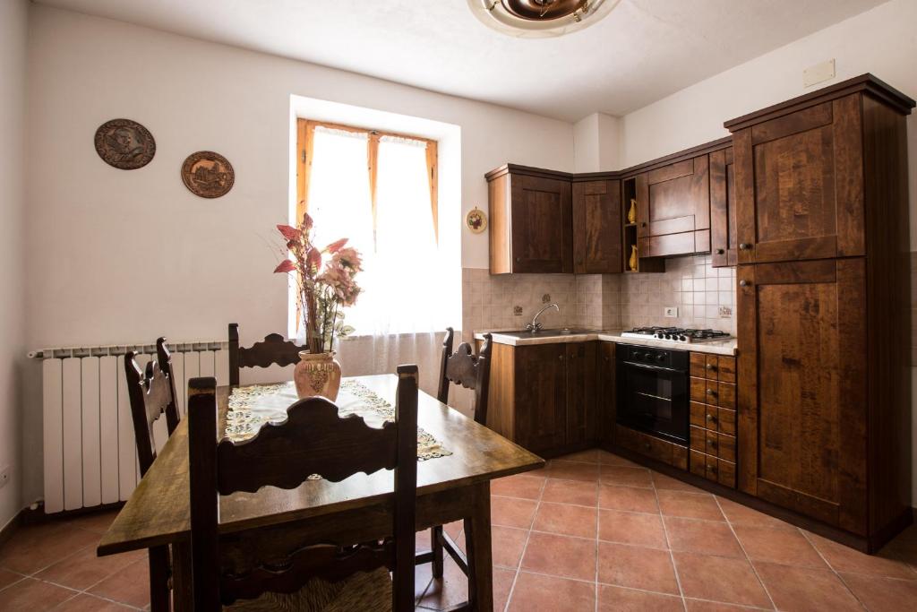 Kuchyň nebo kuchyňský kout v ubytování Casa Guaitoli