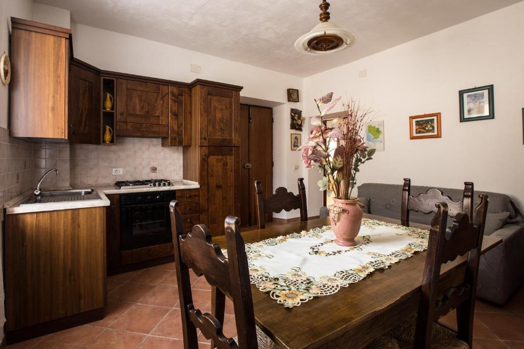 Kuchyň nebo kuchyňský kout v ubytování Casa Guaitoli