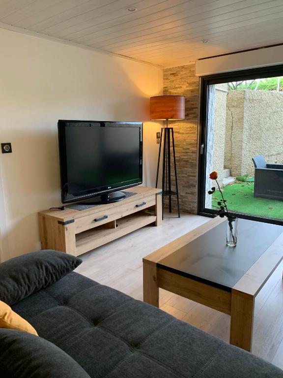 Joli Loft dans Villa à Cornas - Apartamento De Una Habitación