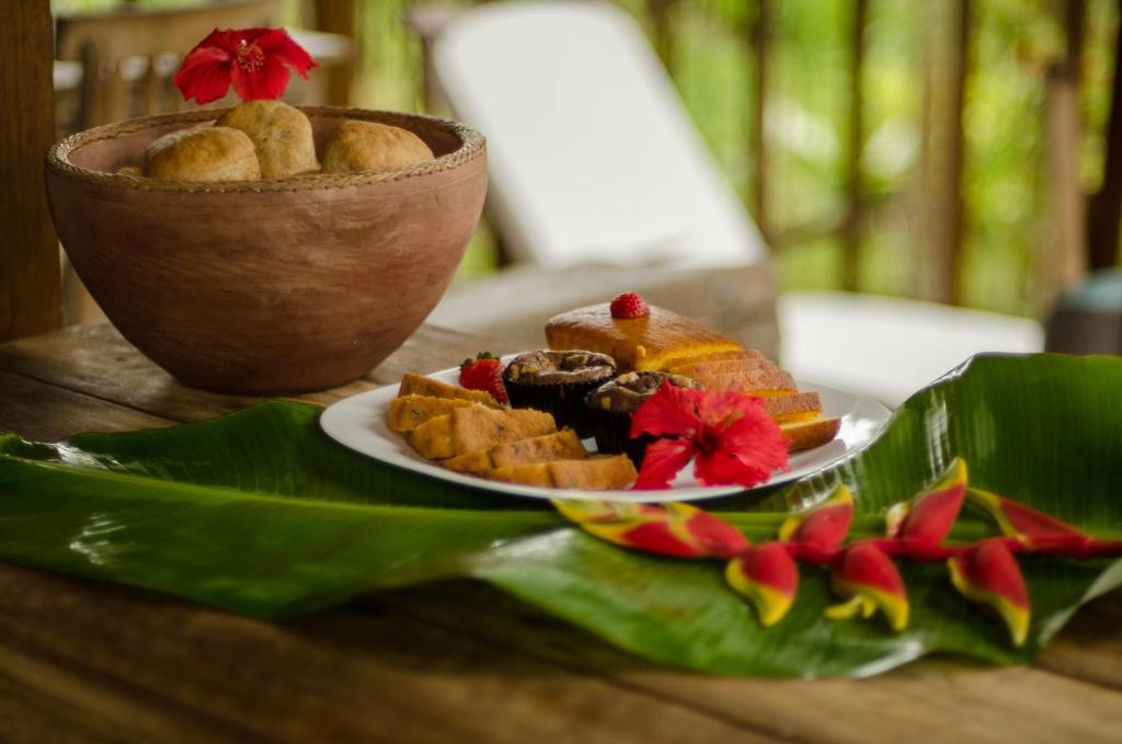 Comida no cama e café (B&B) ou em algum lugar perto