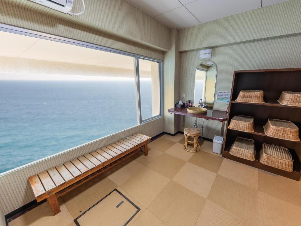 Posezení v ubytování Atagawa Onsen Blue Ocean