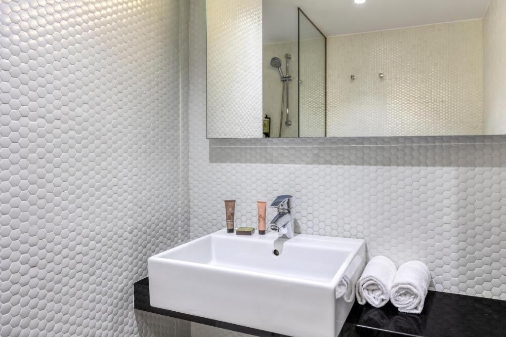 Citadines Ramblas Barcelona - Resim 17