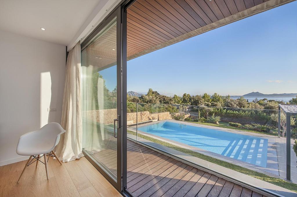 The swimming pool at or close to Villas Boquer deluxe