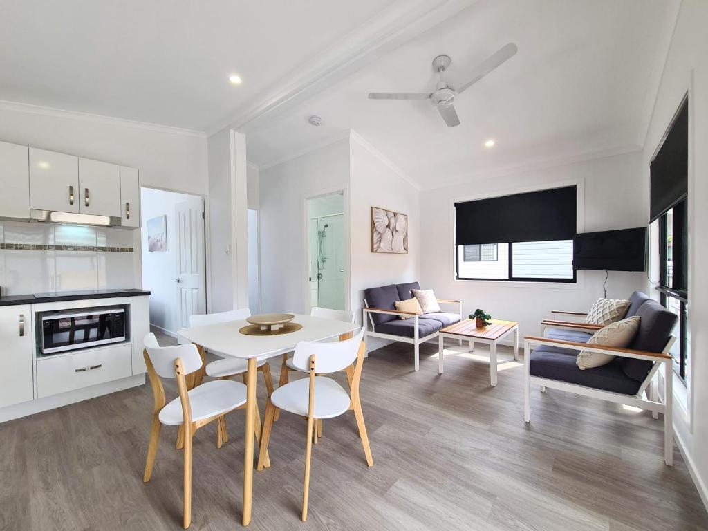 Club Byron Accommodation - Casa A Schiera Con Due Camere Da Letto