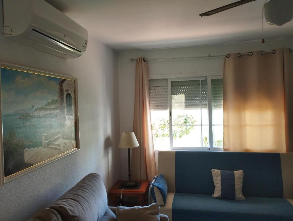 Zdjęcie z galerii obiektu Carihuela Residencial Rosario Sun & Beach w mieście Torremolinos