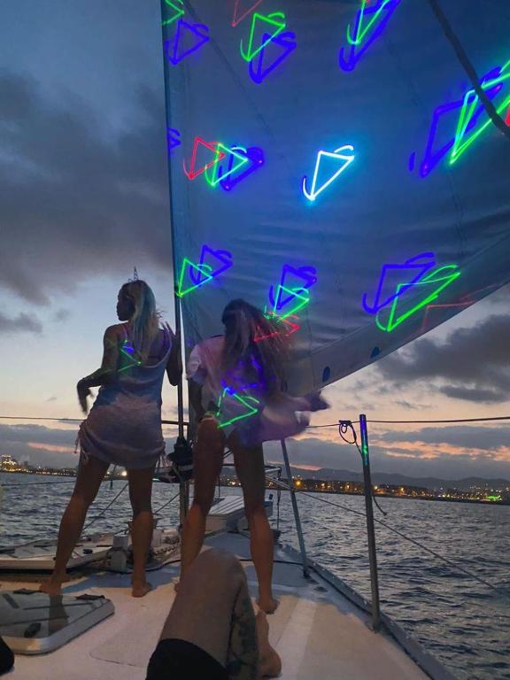 Fotografie z fotogalerie ubytování salidas en barco v destinaci Premiá de Mar