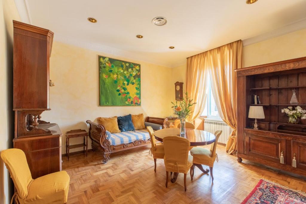 Kép iFlat Delightful apartment view colosseum szállásáról Rómában a galériában