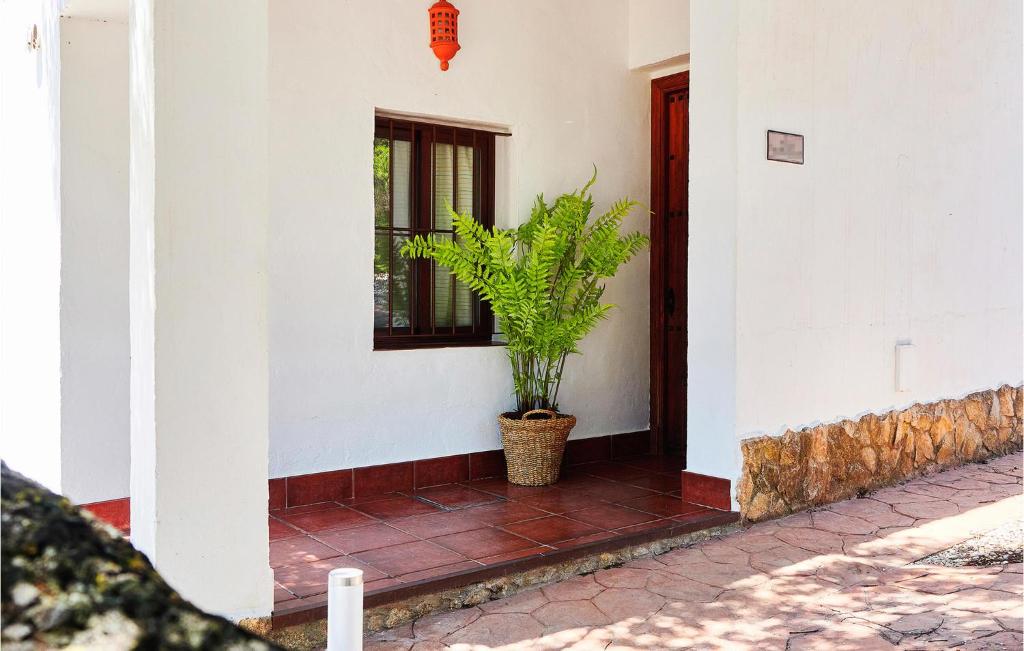 Fotografia z galérie ubytovania Awesome Home In Estepa With Kitchenette v destinácii Estepa