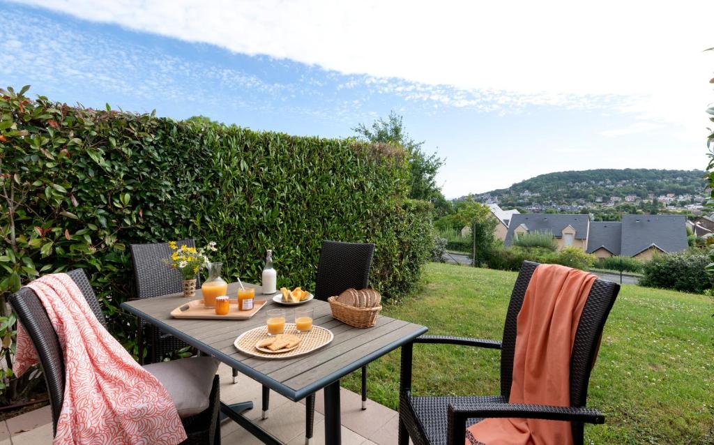 Pierre & Vacances Premium Residence & Spa Houlgate - One-Bedroom Duplex House With Terrace (4 People)