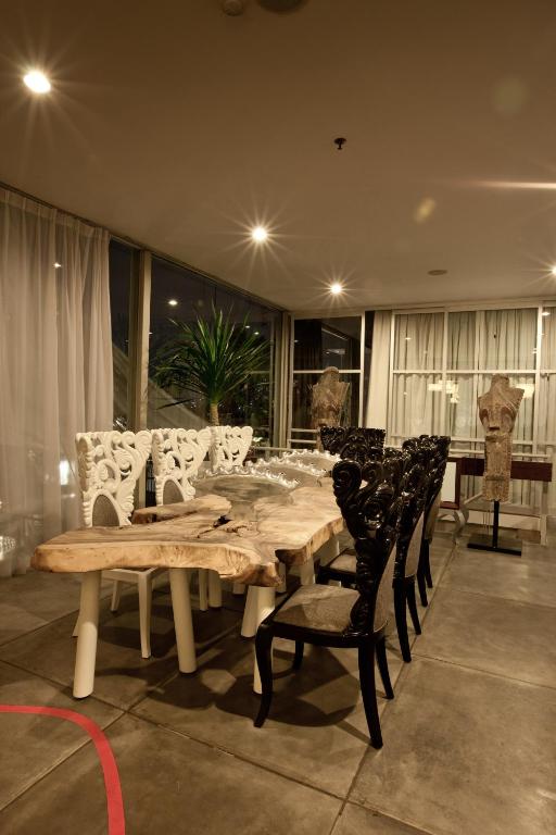 Kemang Icon Hotel