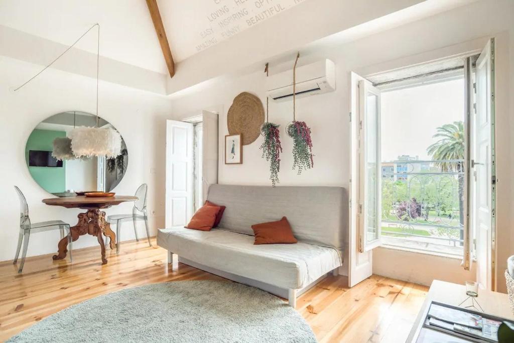 Duplex w AC In Praça República by LovelyStay